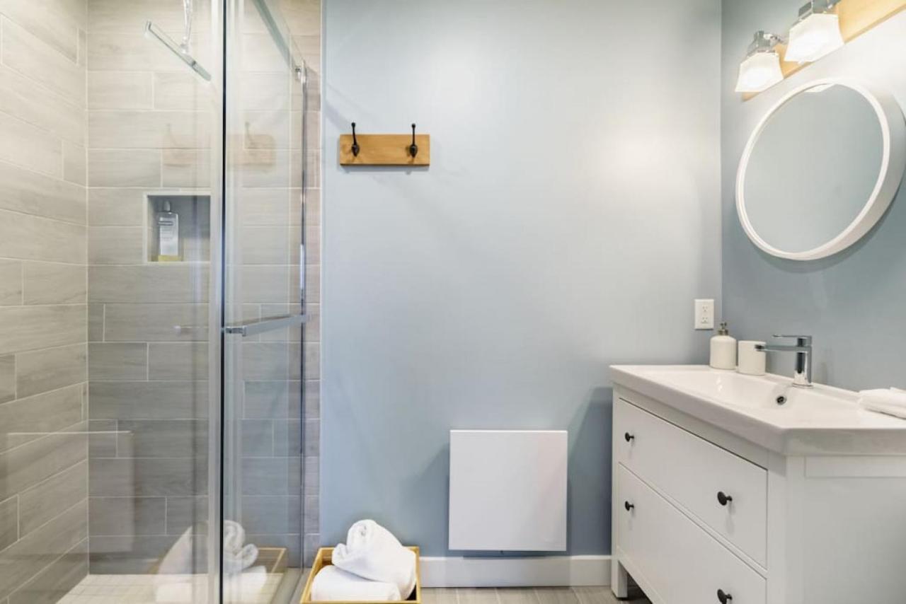 Luxury With Rustic Minimalist Style * Mont-Tremblant